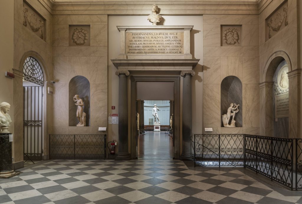 Nuovo allestimento uscita